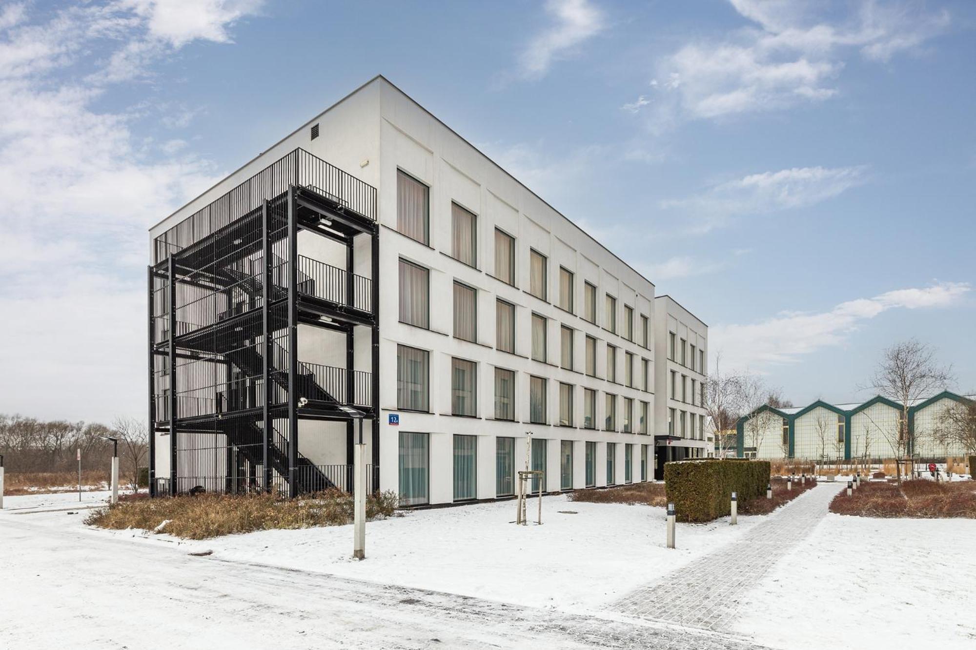 Superapart Wilanow Ministudio, Medicover, Swiatynia Opatrznosci Варшава Экстерьер фото